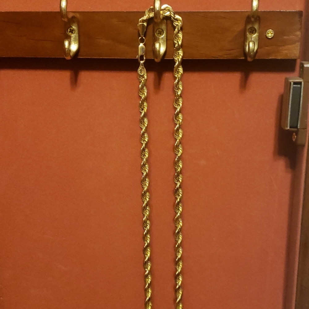 10K yellow gold rope chain